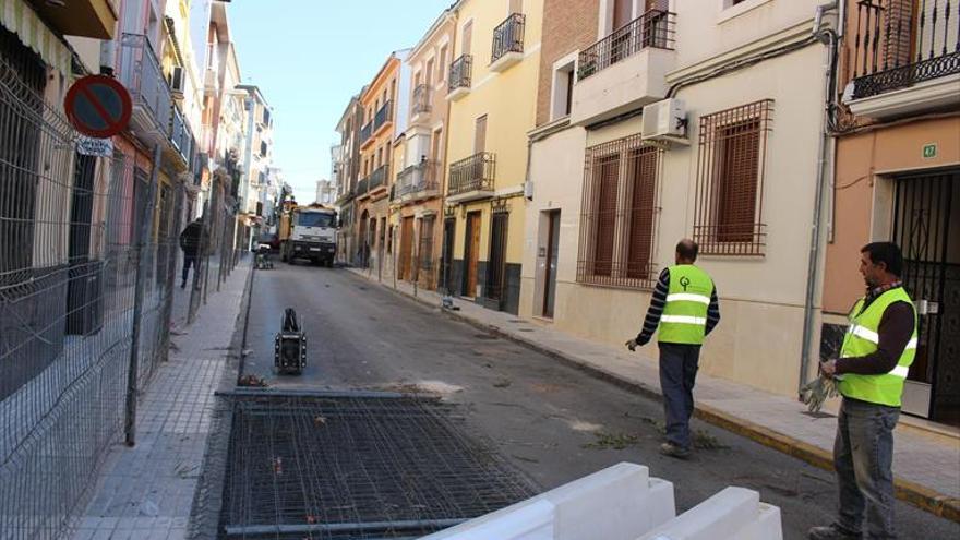 El Ayuntamiento pone en marcha la obra de la calle Mediabarba