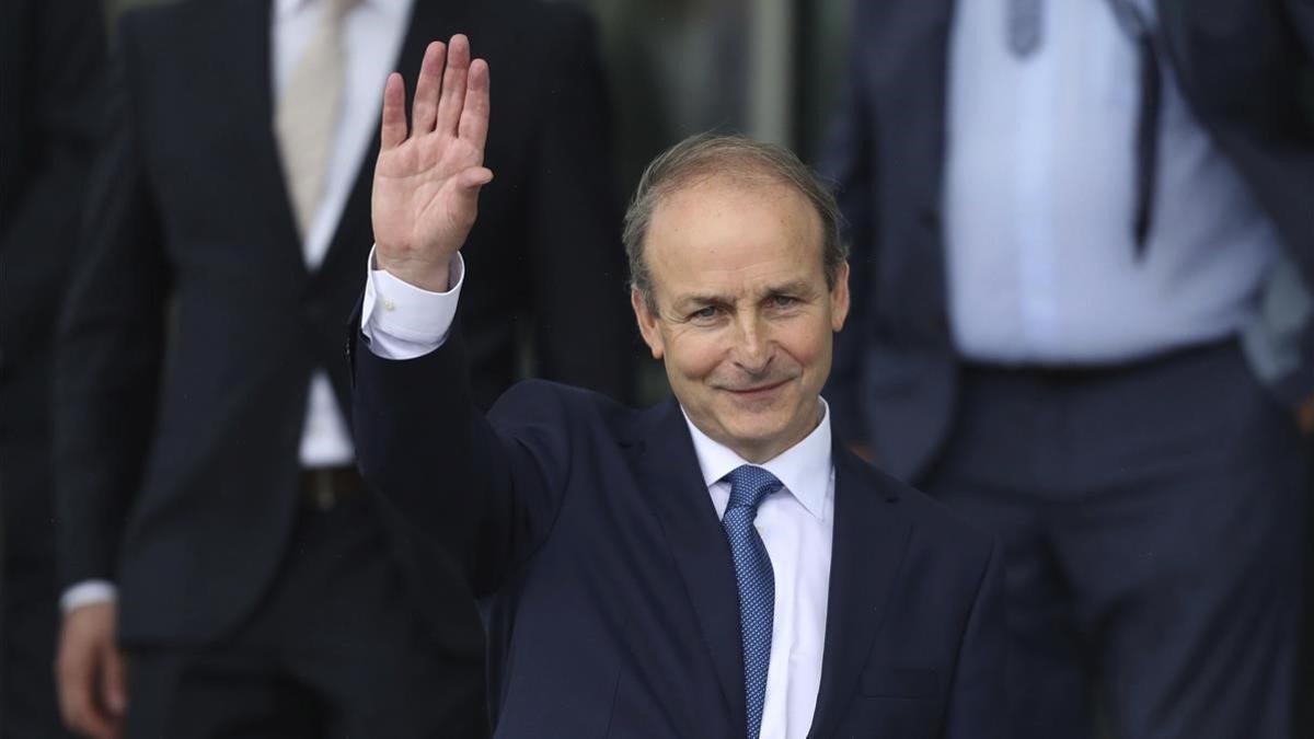 El líder del Fianna Fáil, después de ser oficialmente elegido primer ministro de Irlanda, el 27 de junio