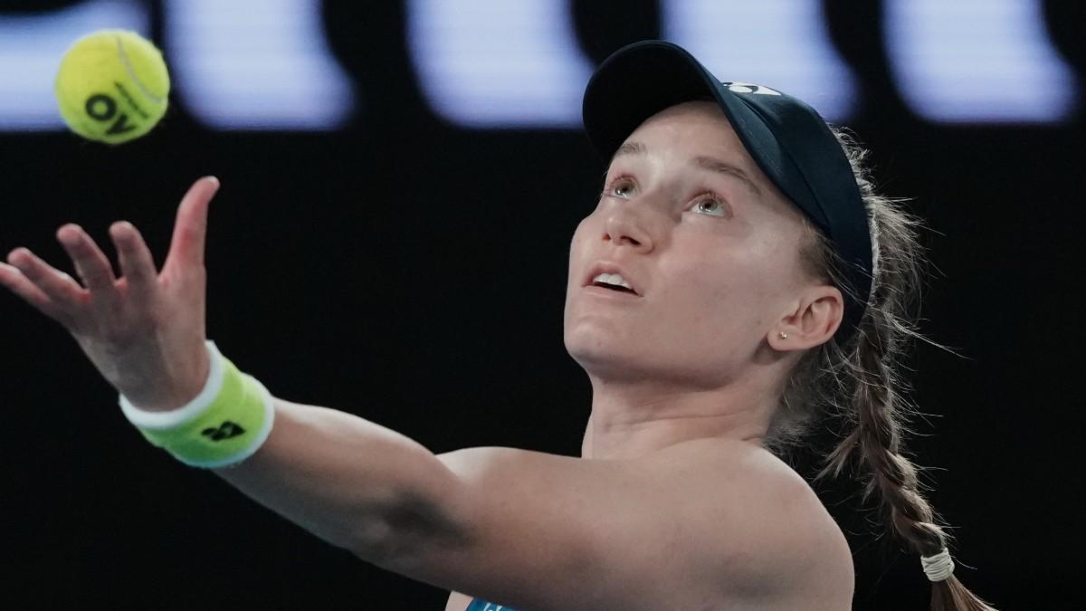 Elena Rybakina, durante el partido