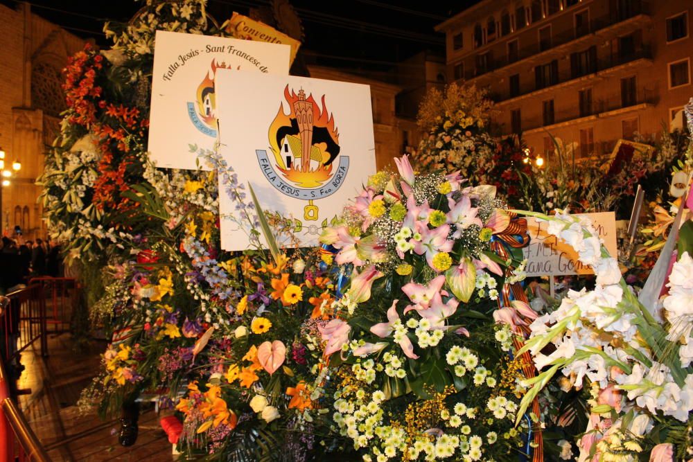 Así son las canastillas y el manto de la Ofrenda