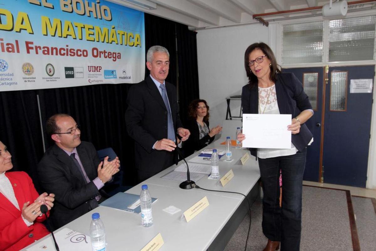 Entrega de premios de la Olimpiada Matemática Francisco Ortega en el IES El Bohio