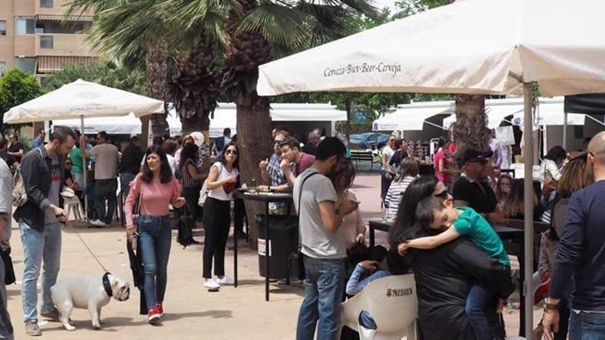 Una de las ferias de comercio de Aldaia.