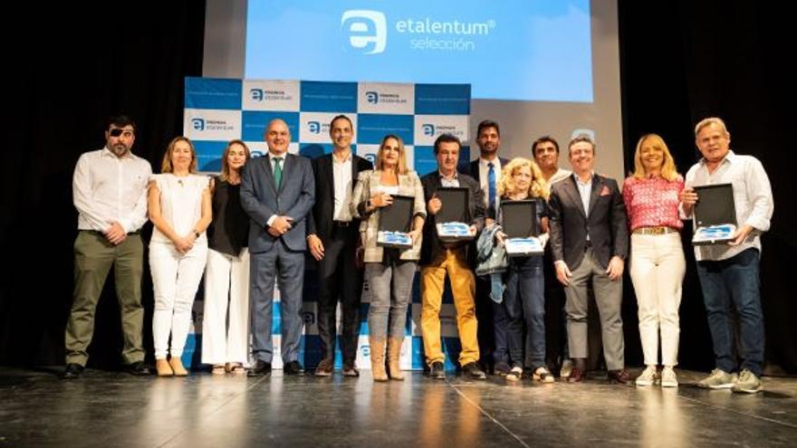 Juan Marí (Juanito de Les Dàlies), Ca N´Anneta, Agroturismo Can Curreu y Distribución de bebidas Miró, reconocidos en los &quot;Premios Etalentum&quot; por sus buenas prácticas de RRHH