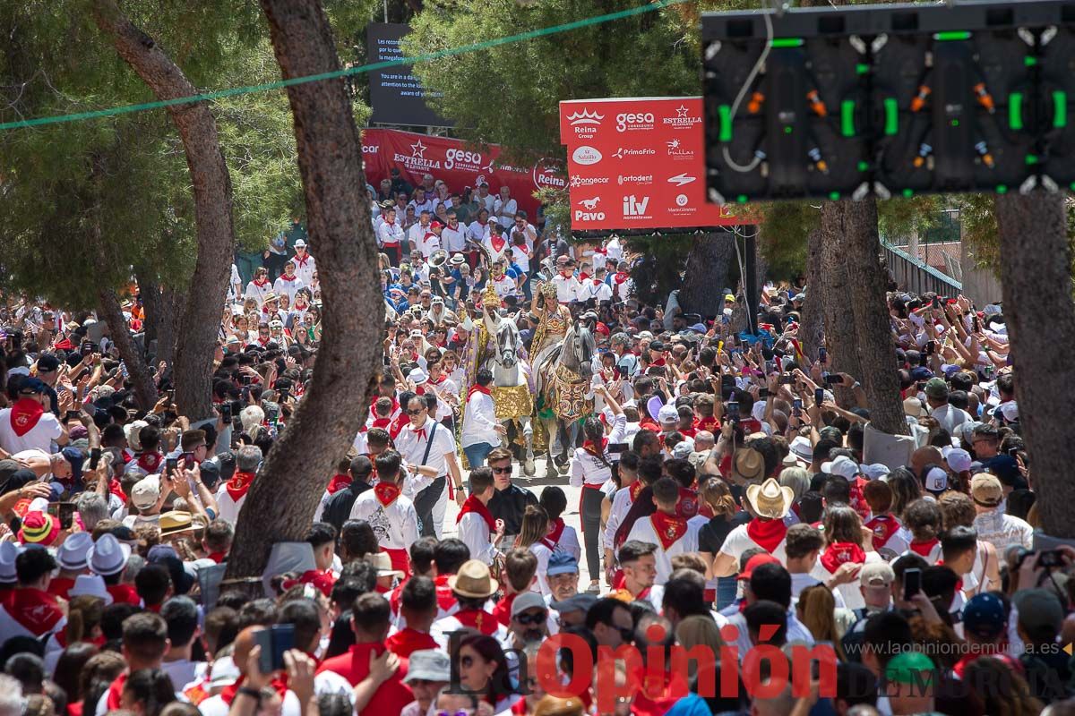 Moros y Cristianos en la mañana del dos de mayo en Caravaca