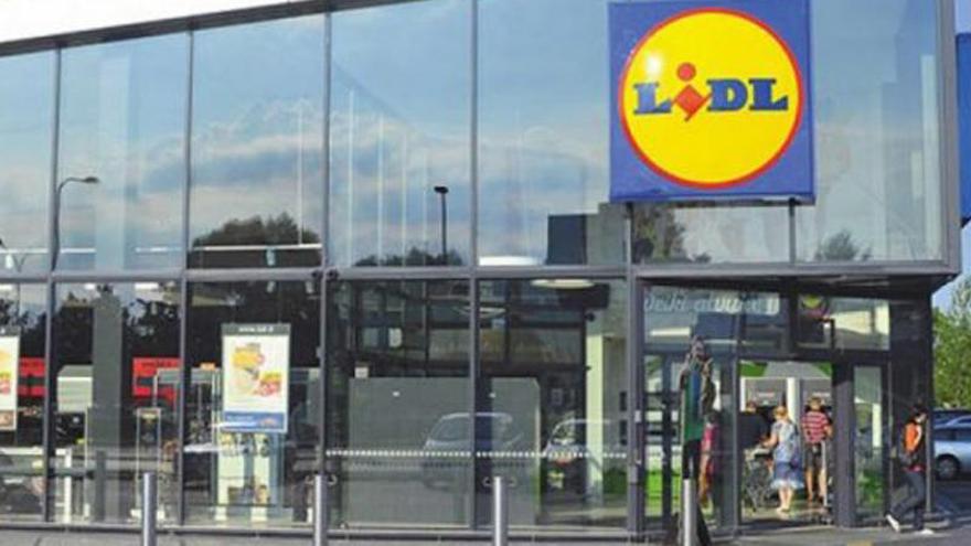 ¡Qué vergüenza! Empujones y forcejeos en Lidl