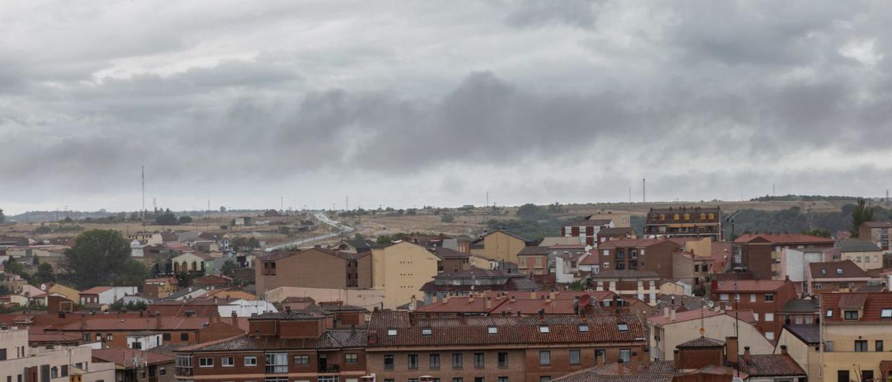 Cielos lluviosos en Zamora, en una foto de archivo.