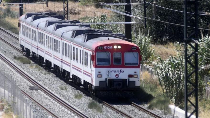 Renfe retrasa hasta tres años la construcción de trenes en la Región