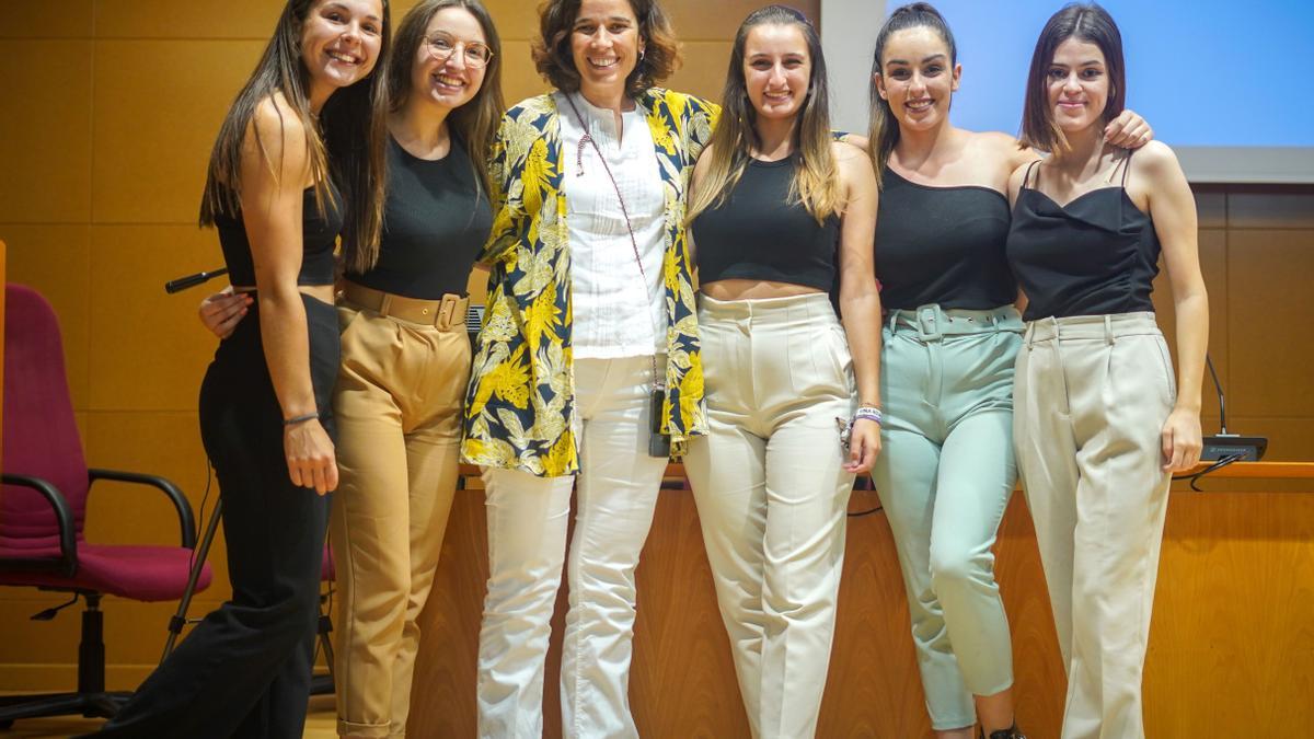 Ganadoras del certamen de creatividad en vivo organizado por la Universitat Jaume I