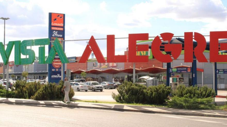 Centro Comercial Vista Alegre, donde ocurrió la estafa. | José Luis Fernández