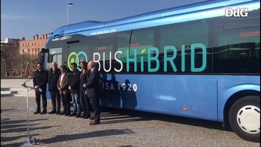 Arriba a Girona el primer bus urbà híbrid endollable