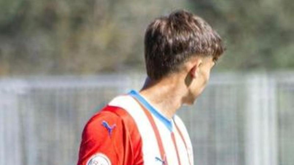 Luis Nicolás, con el Girona B.