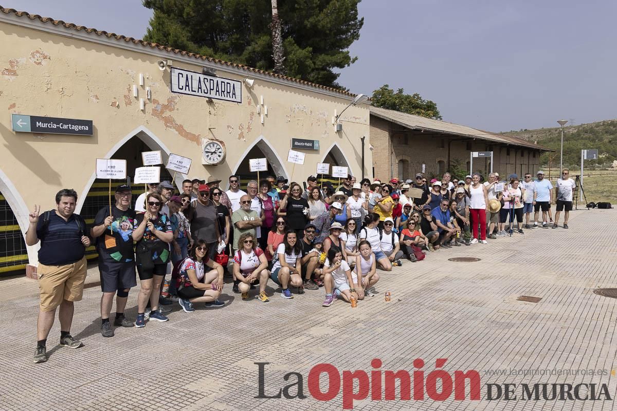 Así ha sido la marcha convocada por la Asociación Plaza Nueva en defensa de la Estación de tren de Calasparra