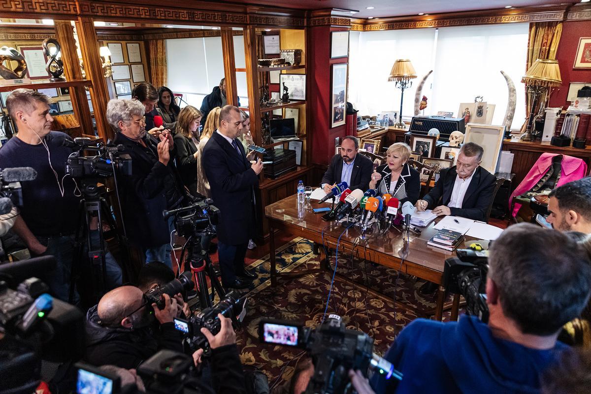 Rueda de prensa de Marcos García Montes y Carmen Balfagón, abogados de Daniel Sancho, en Madrid