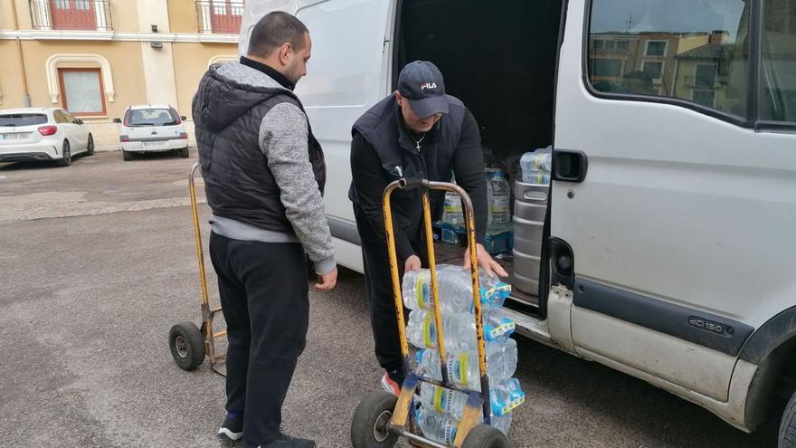 CEOE cuantifica el gasto y consumo de agua embotellada en negocios de Toro