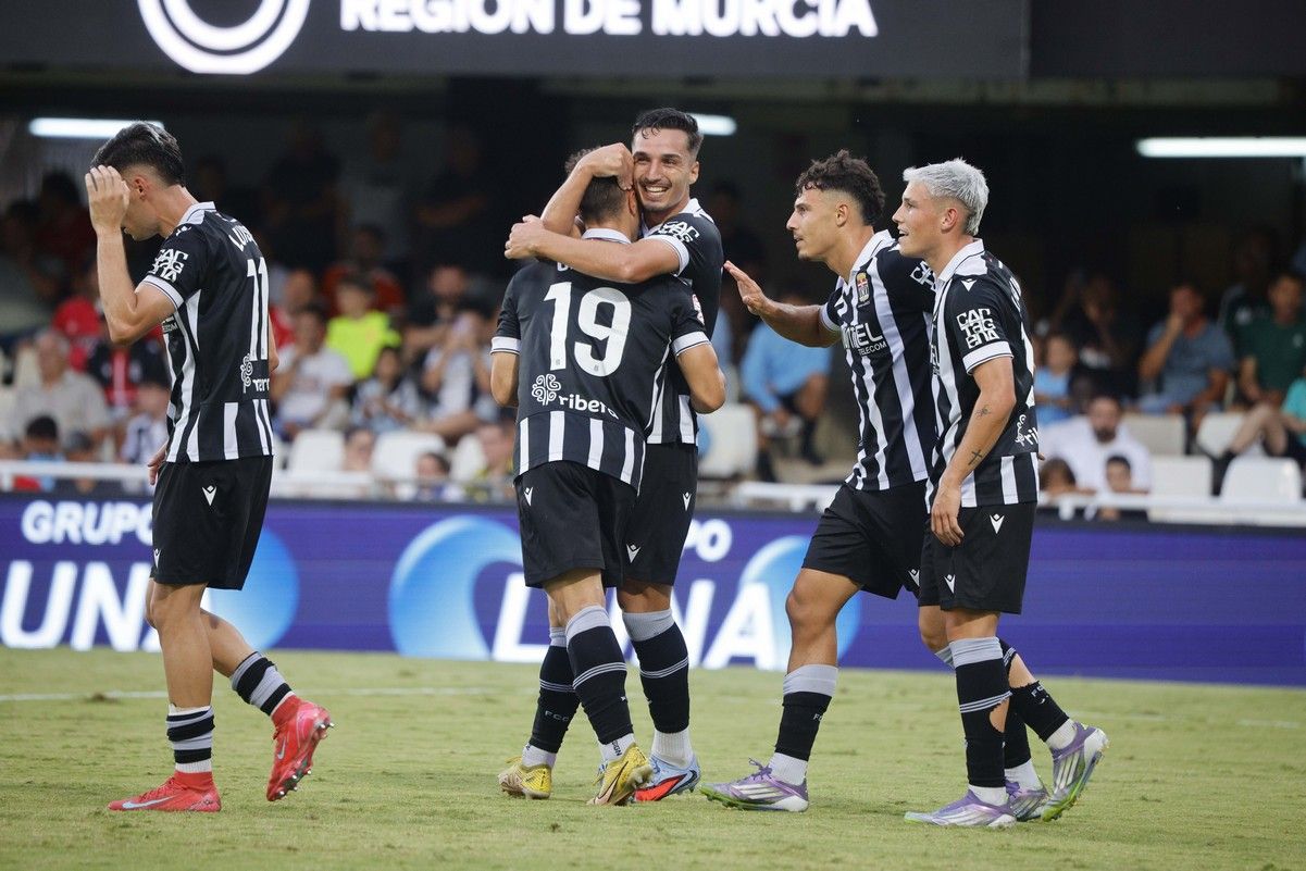 La victoria del FC Cartagena sobre el Tarazona, en imágenes