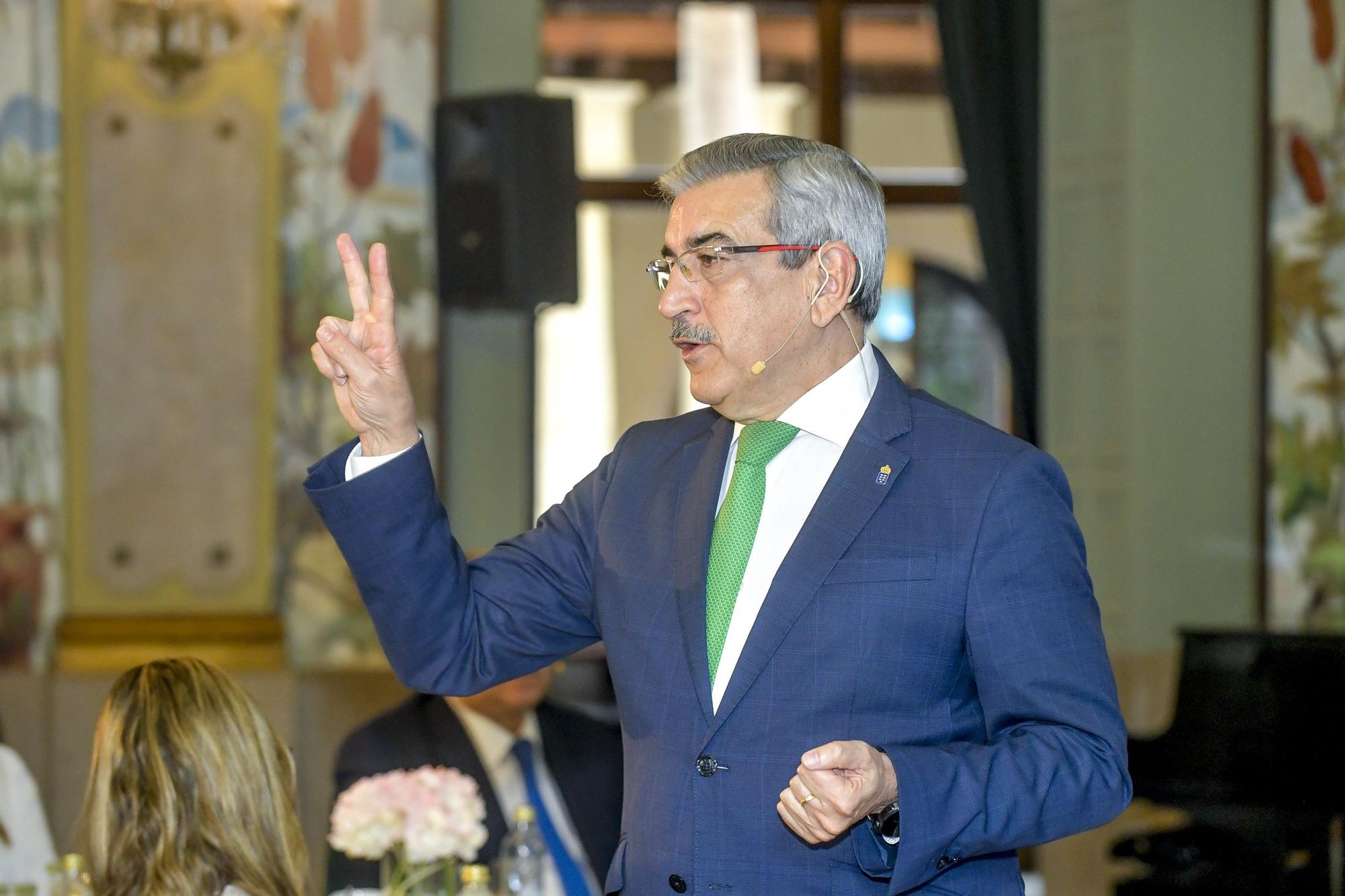 Román Rodríguez interviene en el Foro de Prensa Ibérica con la conferencia 'Capaces de un futuro mejor'