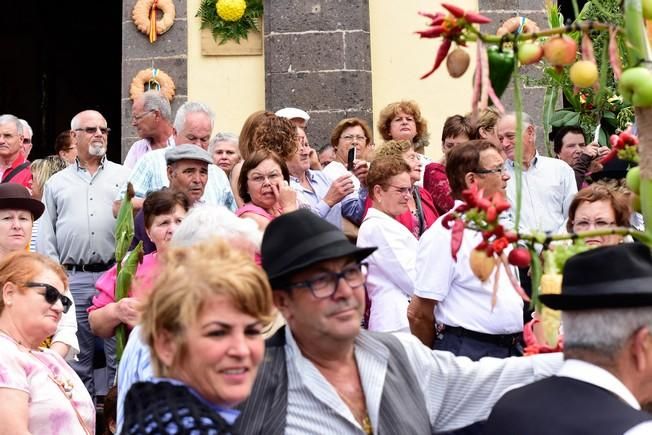 Procesion y Romeria por las Fiestas de las ...