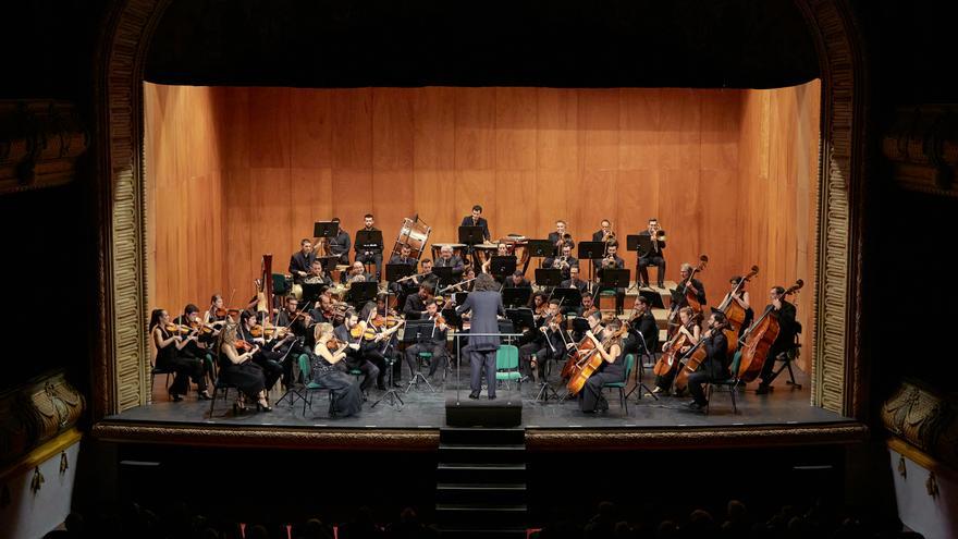 La Orquesta Sinfónica de Elche cumple 35 años con futuro incierto sobre su financiación