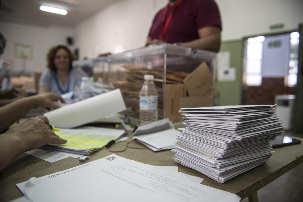 Las fechas clave del adelanto electoral en Extremadura el próximo 21 de diciembre.