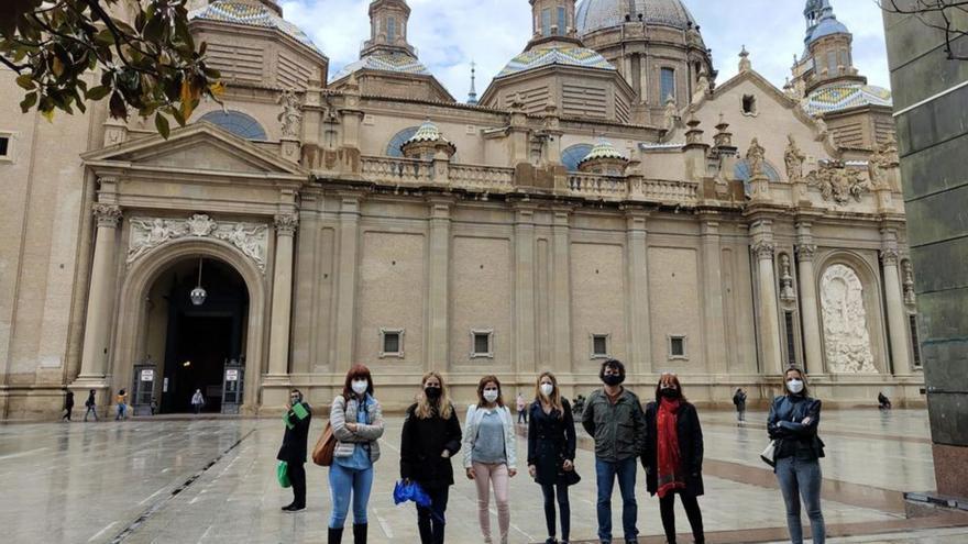 Un grupo de miembros de la asociación Long covid Aragón.