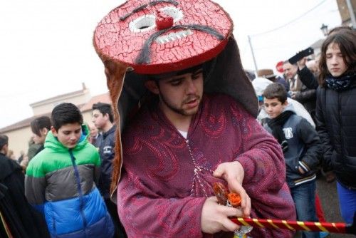 El Zangarrón cumple la tradición en Montamarta