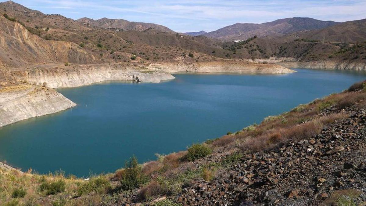 EN MÁLAGA Málaga cede en mes y medio un tercio de toda su agua embalsada