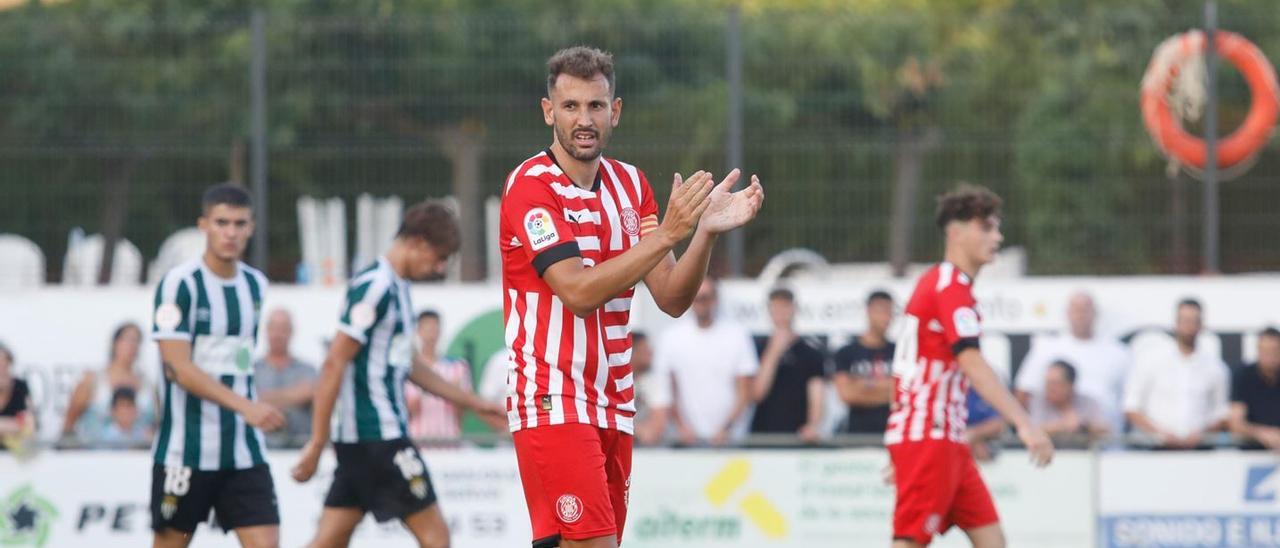 Stuani, en el primer amistós de pretemporada a Peralada.