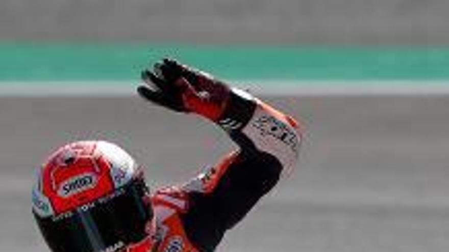 Crutchlow fa la «pole» a Jerez i li guanya la volta ràpida a Márquez