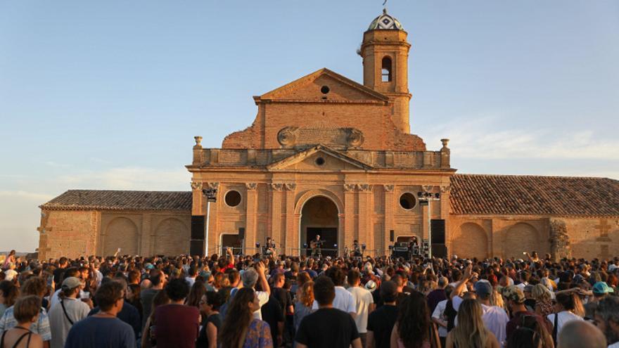 2.000 personas disfrutaron del concierto en La Cartuja de Las Fuentes.