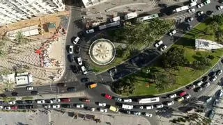 Los primeros cortes de tráfico por las Hogueras colapsan la fachada litoral de Alicante