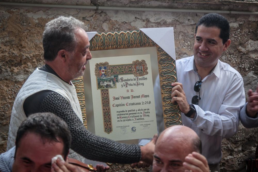 Fontilles vive los Moros y Cristianos de Alcoy