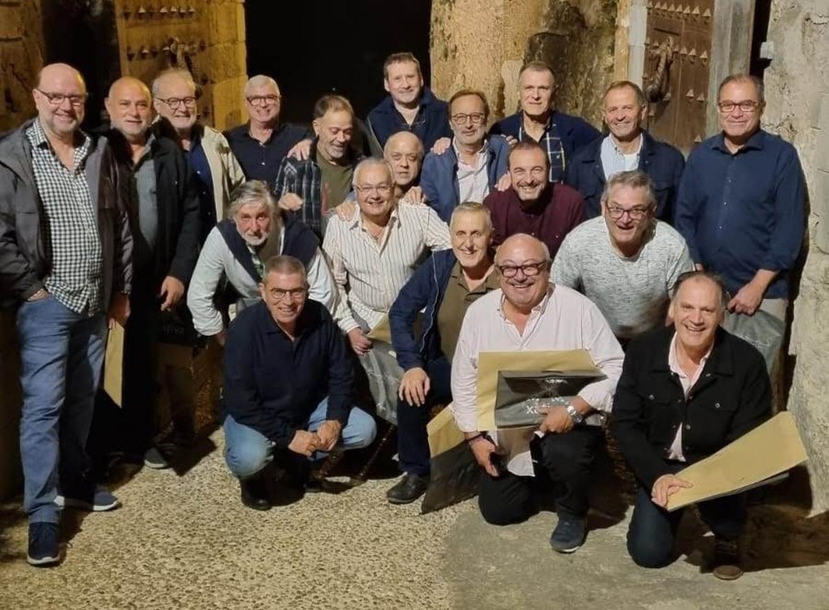 Exalumnos del Colegio Claret de Xàtiva en la cena del año pasado.