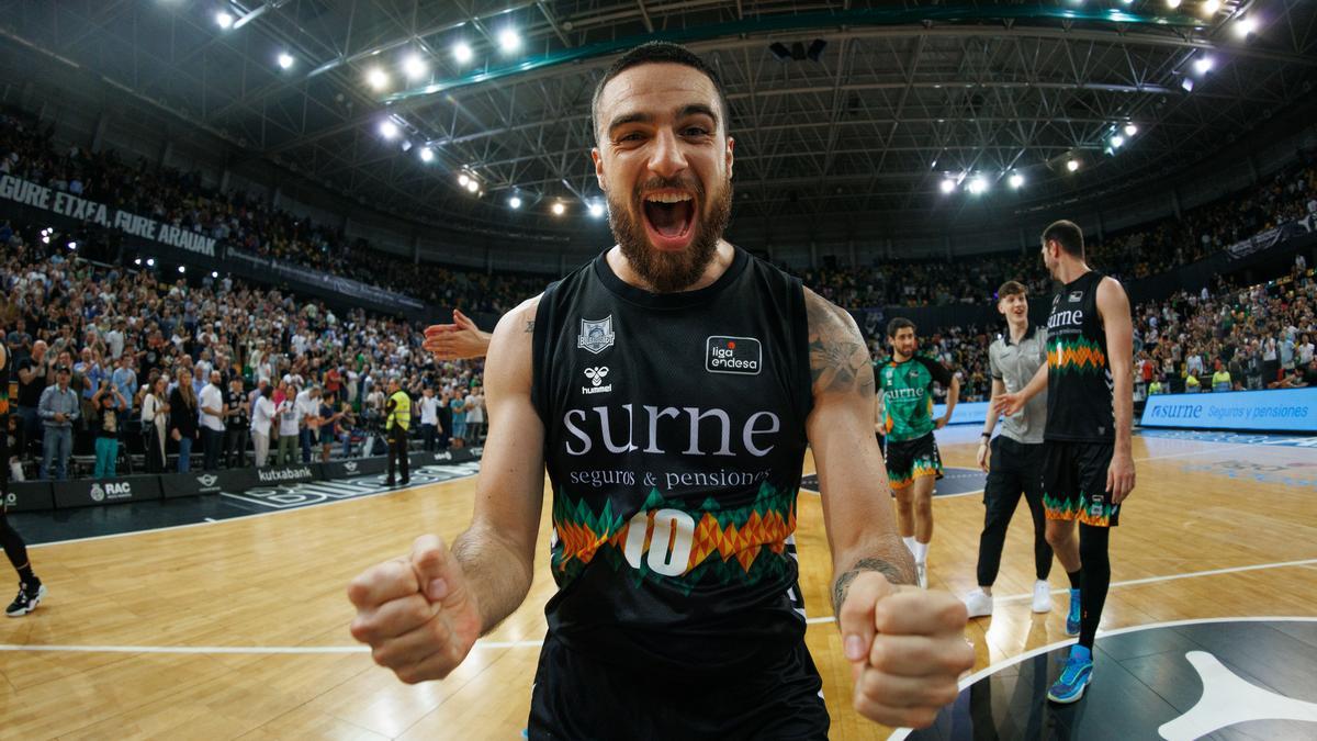 Francis Alonso cumple su primera temporada en el Surne Bilbao Basket.