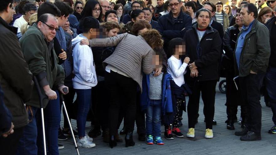 Petición para dar trato de víctimas a los niños en crímenes machistas