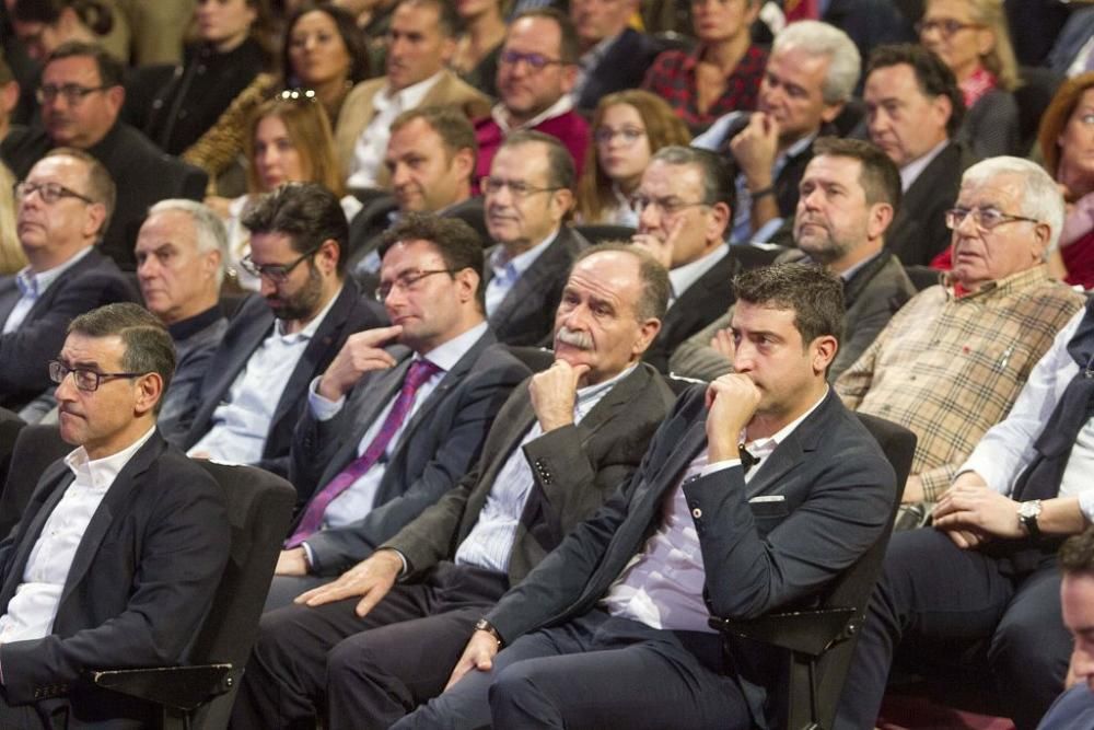 Casado apadrina las candidaturas de Ballesta y López Miras