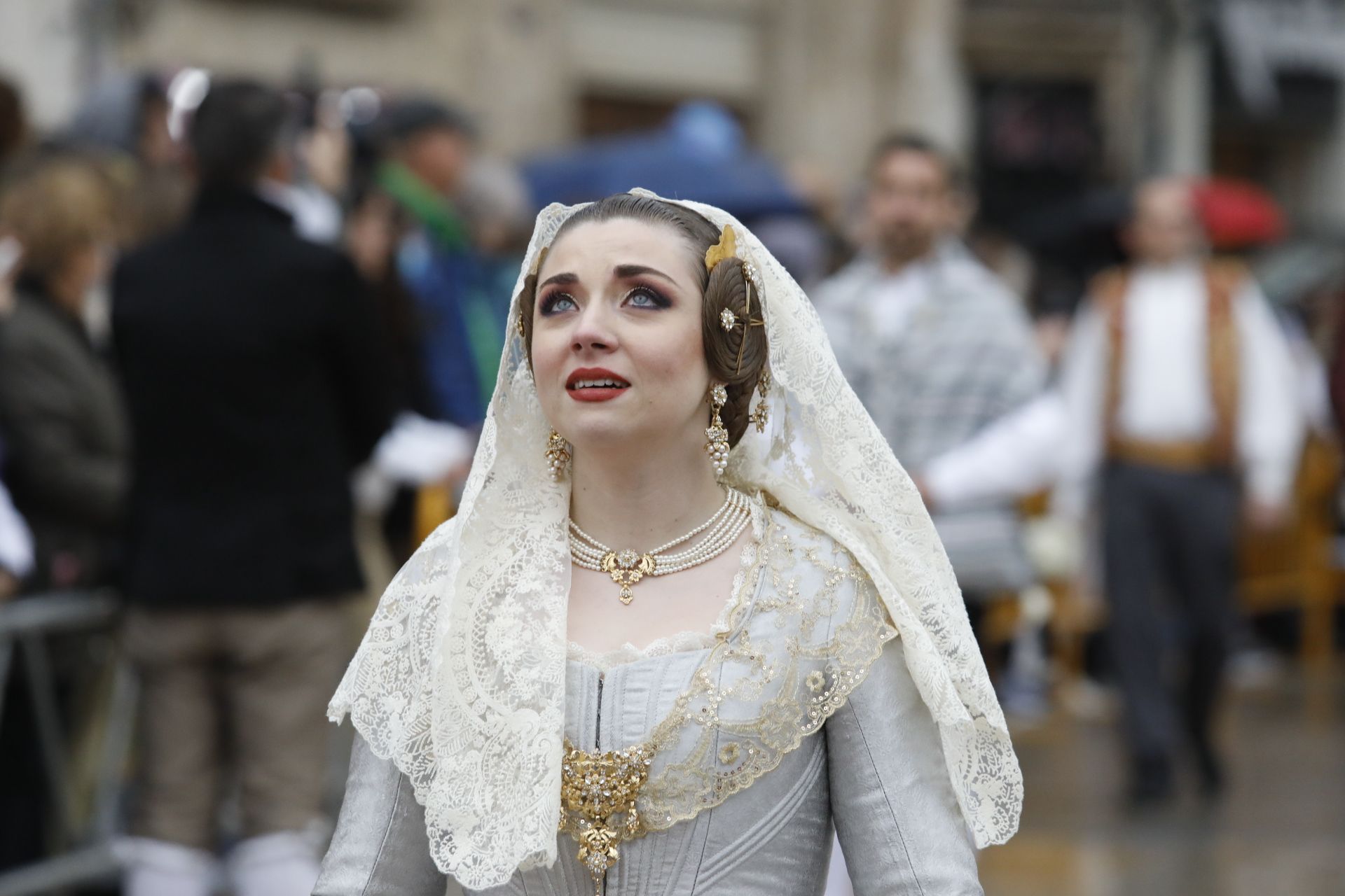 Búscate en el primer día de ofrenda por la calle de Quart (entre las 17:00 a las 18:00 horas)