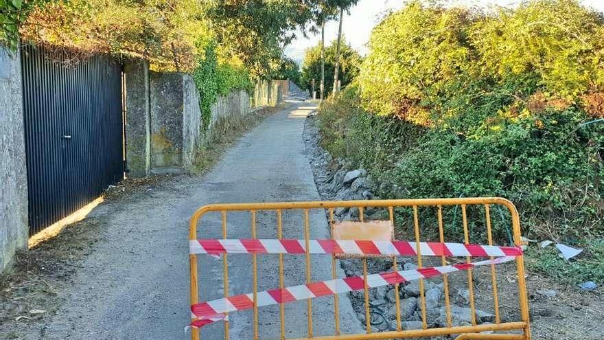 Inicio de las obras con la instalación de las canalizaciones de agua. // Santos Álvarez