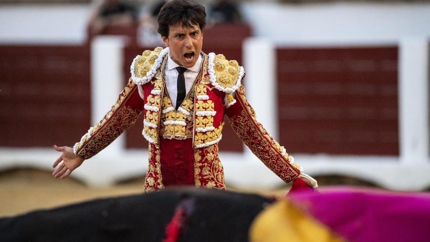 Cáceres corrige una cláusula de la plaza de toros y cierra la puerta a reiniciar el proceso de adjudicación