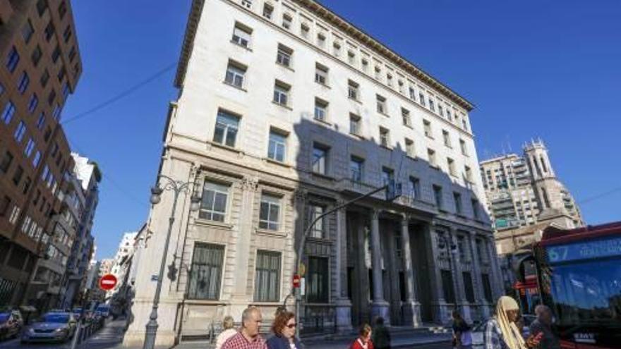 Edificio de Hacienda de la calle Guillem de Castro.