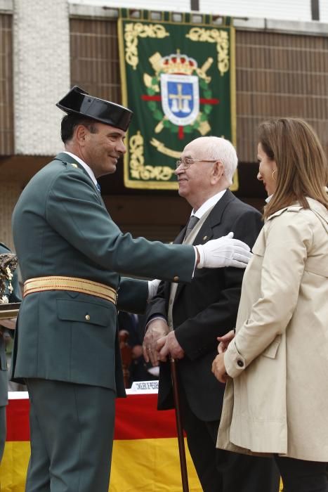 Actos oficiales en el cuartel del Rubín por el día del Pilar