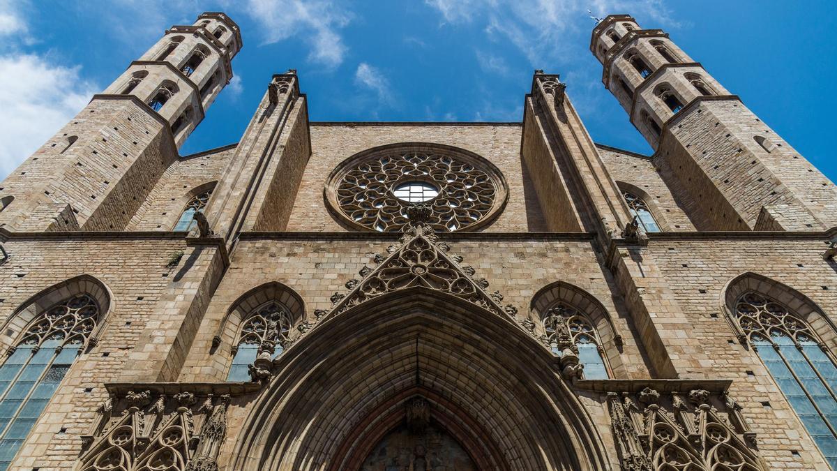 Las vidrieras de la catedral son una renovación de los años sesenta