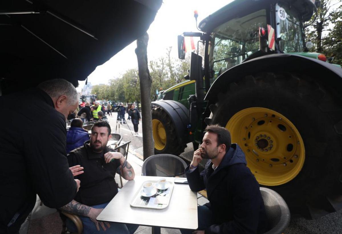 Formas de seguir (o no) la tractorada