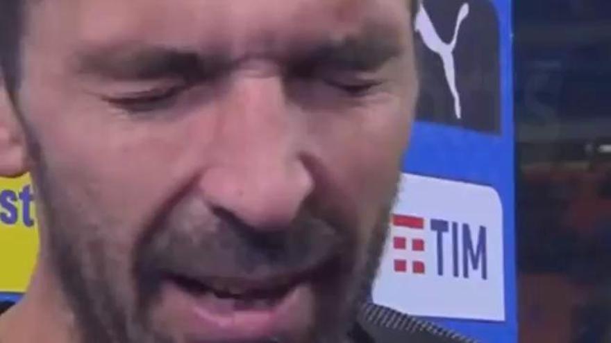 Buffon rompe a llorar tras ser eliminada Italia