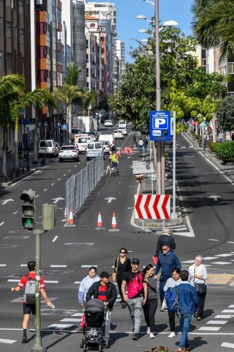 Obras de la MetroGuagua en la calle Venegas