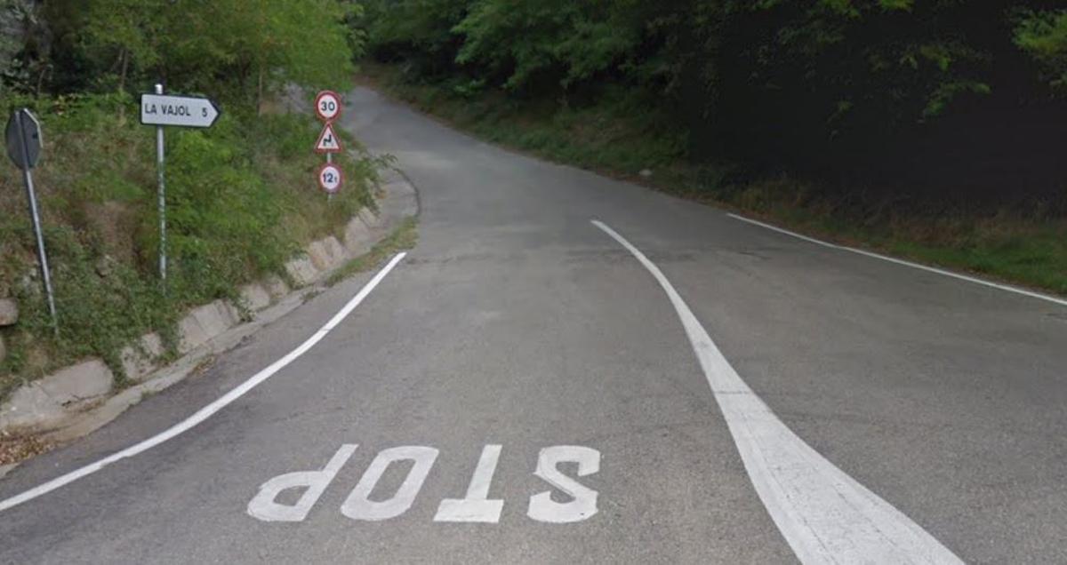 L'entrada a la carretera veïnal des de la GI-503