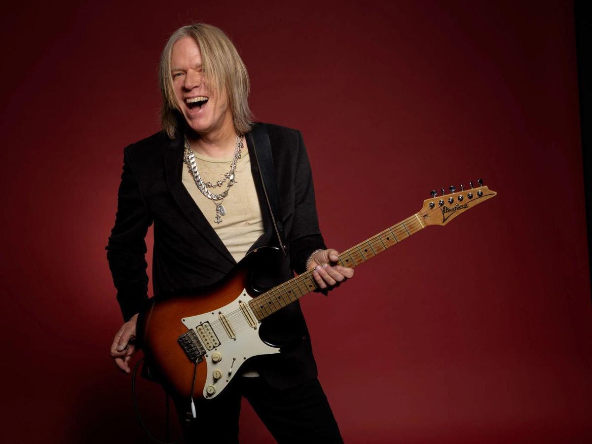 El guitarrista estadounidense Andy Timmons.