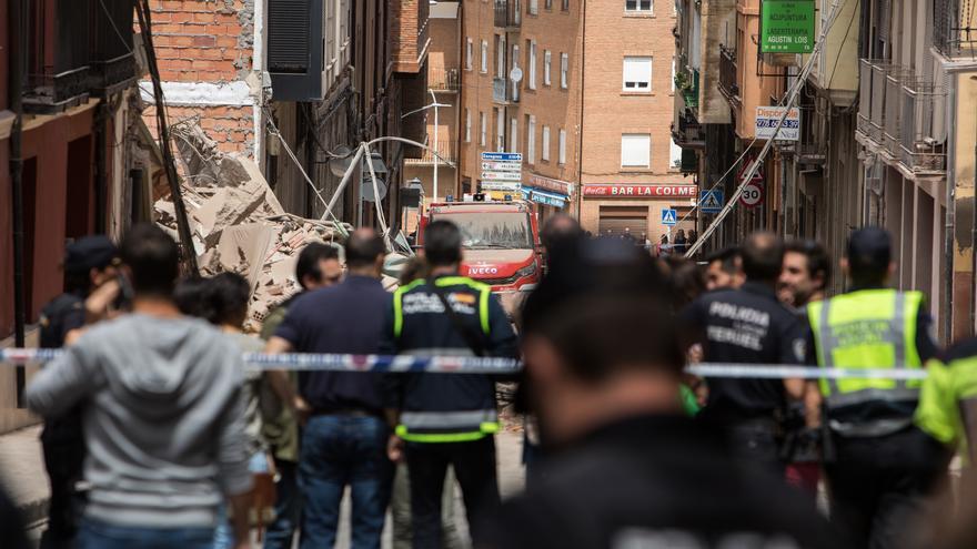 Archivo - Un edificio de cinco plantas, situado en la calle San Francisco de Teruel, se derrumbó por completo el 13 de junio