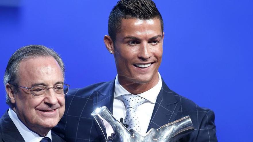 Cristiano, con Florentino Pérez en una imagen de archivo