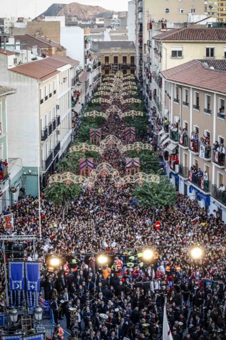 La fiesta estalla con "Idella"