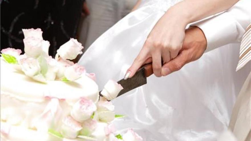 Las bodas católicas son solo un 27% de los enlaces tras 11 años de caída